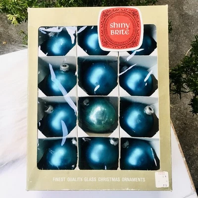 "Bola de vidrio azul verde azulado mate brillante Brite vintage adornos para árbol de Navidad 2,25""" Foto 1 de 4