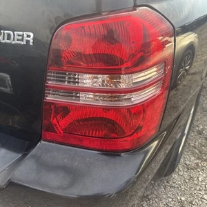 2001 2002 2003 Toyota Highlander Right Passenger RH Tail Light Oem I1152 DW - Picture 1 of 3