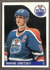 1985-86  Topps Wayne Gretzky Edmonton Oilers HOF Hockey Card #120 NM-MT centered - Picture 1 of 2