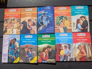Mills & Boon Romance x 10 Vintage Books 80s 90s Paperback Bundle Like New - Picture 1 of 13