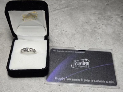 9ct Gold Diamond Ring White Size O 2.2g 1.5mm 0.25ct The Jewellery Channel - Image 1 of 4