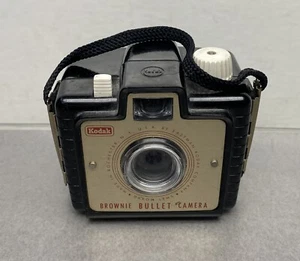 Vintage Eastman Kodak Brownie Bullet Camera Made in USA Kodak - Picture 1 of 11