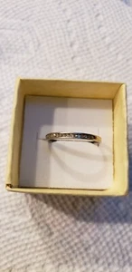VINTAGE DIAMOND 10K WHITE GOLD WEDDING BAND THIN CLASSIC STACKING RING - Picture 1 of 7