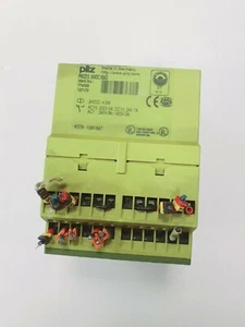 Pilz PNOZ 10 24VDC 6n/o 4n/c 24 VDC Safety Relay, PNOZ10 - Picture 1 of 3