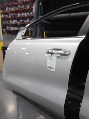 Driver Front Door Without Solar Glass Fits 17-22 SPORTAGE 475367 — 第 1/2 张图片