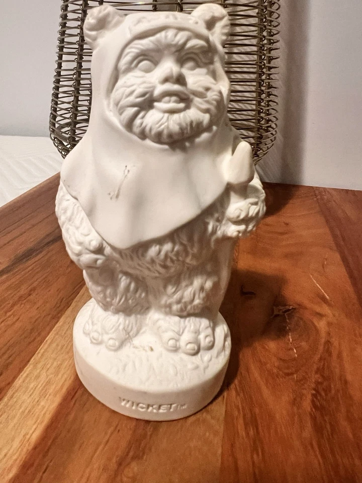 Figura de película Lucas 1983 original Star Wars EWOK Wicket sin pintar Foto 1 de 3