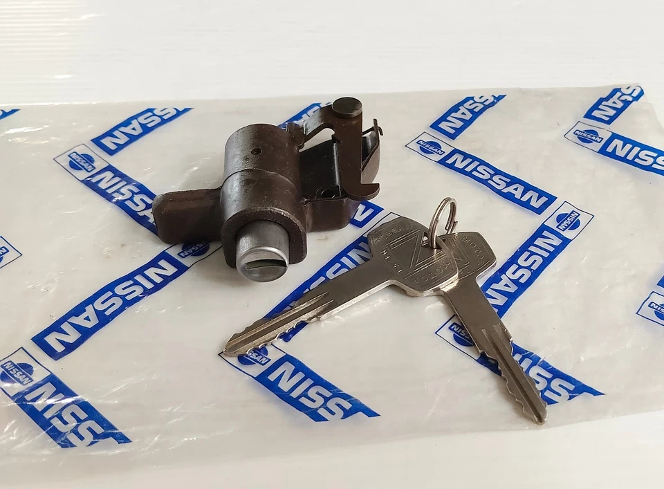 Cerradura de guantera Nos/Japón para DATSUN 1600 510 Bluebird 1970-1973 Foto 1 de 4