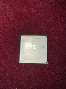 AMD Ryzen 5 2400G Quad-core Socket Am4 Desktop Processor - Picture 1 of 3