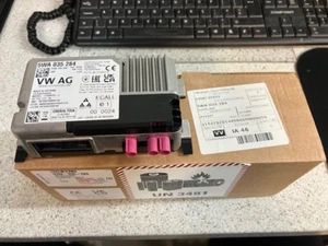Genuine Skoda Kodiaq Karoq Kamiq Scala Superb "SOS" Control unit - 5WA 035 284 - Picture 1 of 2