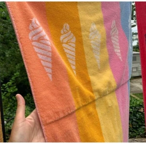 Vintage Beach Towel 1980s Stripes & Conch Shells / St. Michael Made in Belguim - Picture 1 of 10