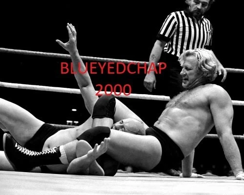 NICK BOCKWINKEL VS VERNE GAGNE WRESTLER 8 X 10 WRESTLING PHOTO AWA Foto 1 de 1