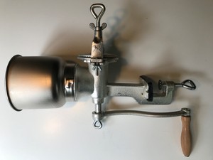 Cast Iron manual Food grinder