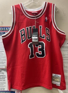 Maglia Chicago Bulls Joakim Noah #13 Mitchell & Ness rossa 2013/14 NBA Swingman - Foto 1 di 5