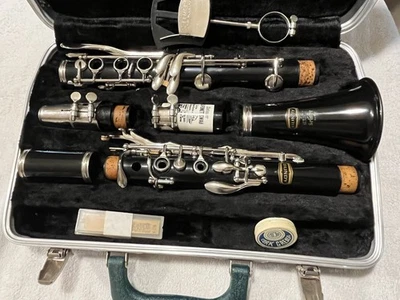 Винтажный кларнет Bundy Selmer Resonite Bb с мундштуком Robert Borbeck - Изображение 1 из 4