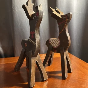 Vintage Holz Rentier Handarbeit und bemalt Weihnachtsdeko 13" Höhe 2er Set - Bild 1 von 10