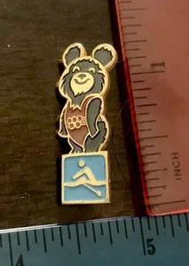 Rowing Misha Bear Mascot XXII Olympic Games Soviet Pin Badge ICF USSR 1980 - Bild 1 von 2