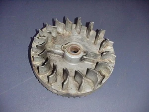 Briggs und Stratton 696291 591282 Schwungrad - Bild 1 von 7