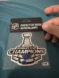 St. Louis Blues 2019 Stanley Cup Champions 4x4 Perfect Cut Aufkleber NHL - Bild 1 von 1