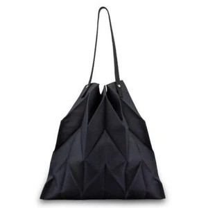 ISSEY MIYAKE x Iittala Collaboration Bag Dark Gray 42×43cm Excellent From Japan - Picture 1 of 6