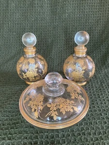 Vintage Gold Gravur Kommode Set Parfüm und Pulver Set - Bild 1 von 3