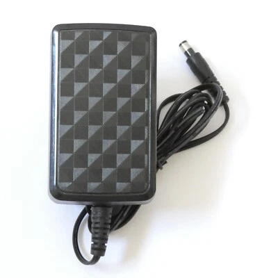 HUAWEI CHARGEUR SECTEUR 12V ALIMENTATION BOITIER LAN FIBRE MODEL HW 120050E2W - Photo 1/4