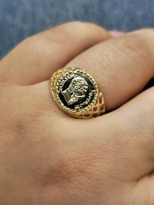 Neu 9 kt Gelbgold Siegelring kleine Münze - sieht aus wie Ring Größe R kleiner Finger 12 m - Bild 1 von 9