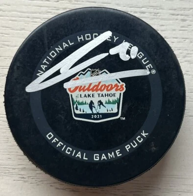 Disco oficial ao ar livre James van Riemsdyk autografado assinado Flyers Lake Tahoe - Imagem 1 de 2