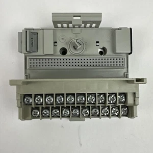 ALLEN BRADLEY 1794-TBN SER A REV A02 FLEXBUS 5VDC I/O TERMINAL BASE 240VAC - Picture 1 of 7