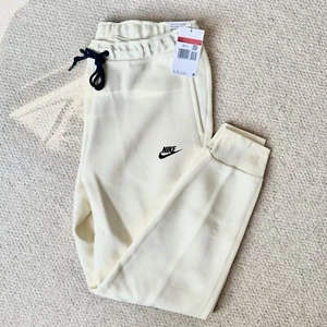 Size L - Nike Men's Tech Fleece Jogger Bottoms - Coconut Milk - Picture 1 of 4