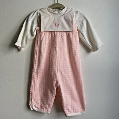 Mameluco tejido vintage para niñas infantiles + conjunto de camisa Rockinghorse rosa blanco 3 - 6 meses Foto 1 de 4