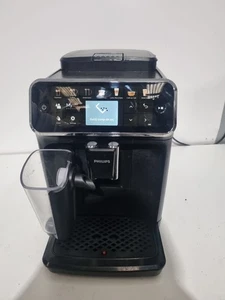Philips LatteGo 5400 Series EP5446 Macchina da caffè in grani a tazze, argento/nero - Foto 1 di 4