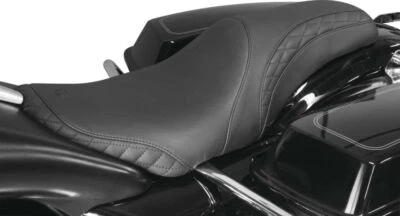 Asiento Mustang Tripper Fastback negro para HD Street Glide Special 2008-2021 75269 Foto 1 de 3