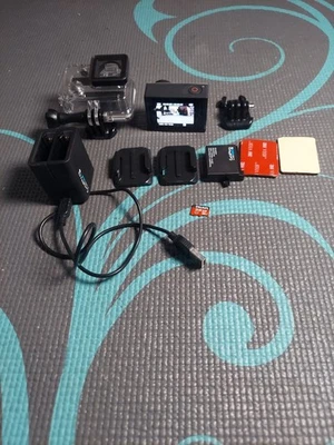 GoPro HERO 4 Action Camera - Silver - Image 1 of 4