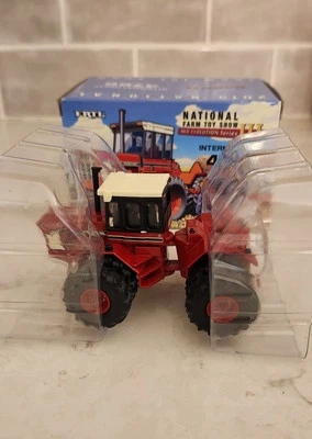 Ertl 2015 International Farm Toy Show International 4786 1/64 Scale - Image 1 of 4