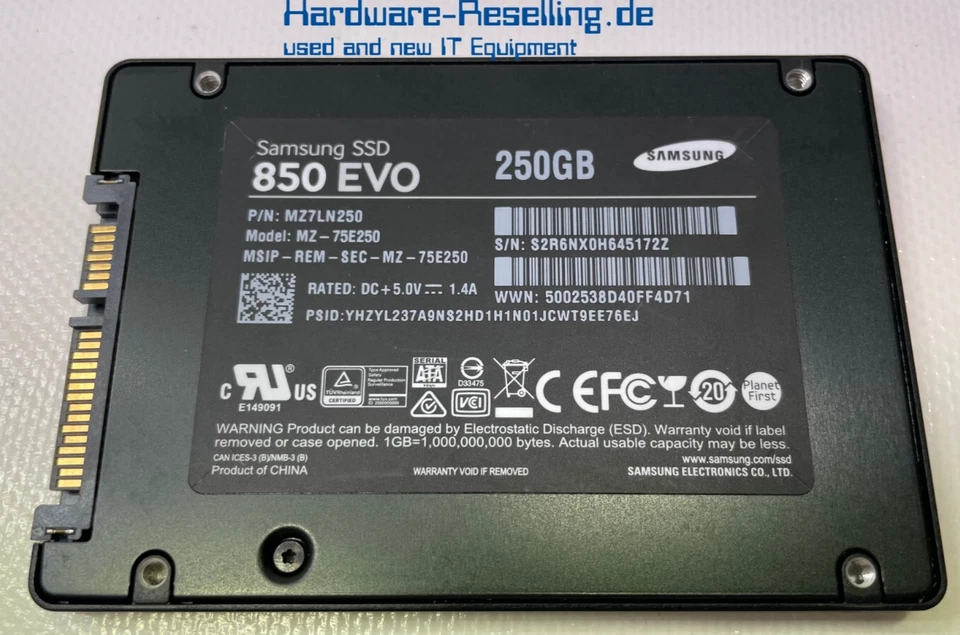 Samsung 250 Go 2,5" SATA III 6G SSD NAND 512 Mo MZ-75E250 MZ7LN250 - Photo 1/1