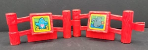 2 pcs. Fisher Price Little People RED ZOO FENCE w/ FOOD ANIMALS FARM FARMER BARN - Picture 1 of 8