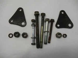 78 SUZUKI DUSTER TS125 TS 125 MOTOR MOUNT HANGER PLATE BOLTS - Picture 1 of 4
