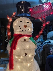 "Muñeco de nieve iluminado para interiores y exteriores con iluminación de Navidad/Invierno Bosque encantado 48""" - Imagen 1 de 4