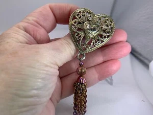 Valentine Heart Openwork Filigree Style with Tassel Vintage Silver Brooch M-1873 - Picture 1 of 3