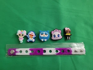 Kids Silicone Charm Bracelet w/5 Charms Cute Cartoon Fun Gift Clogs Accessory E - Imagen 1 de 2