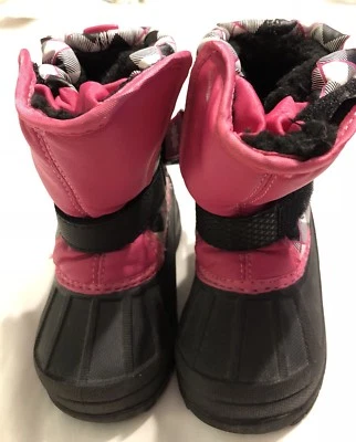 BOTAS DE NIEVE PARA NIÑAS ATLETA TALLA 6 Negro/Rosa Cuadros Foto 1 de 4