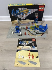LEGO Space: Space Cruiser and Moonbase (928)&mdash;with Box, Tray, And Manual