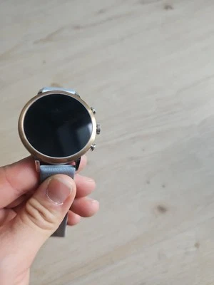 Smartwatch Fossil  - Bild 1 von 3