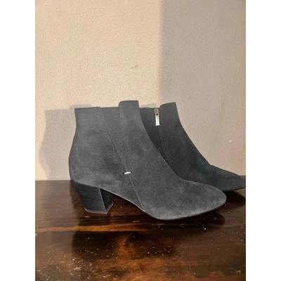 Botines Chelsea Hippie Gamuza Florina Aquatalia Negros Talla 11 - Apenas Usados Foto 1 de 4