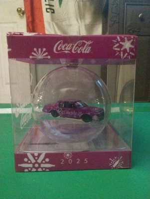 2025 M2 Máquinas Navidad 1987 Buick Regal Adorno de Navidad  Foto 1 de 3