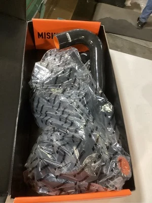 Nova mangueira de líquido de arrefecimento Mishimoto MMHOSE-F2D-01RRBK para 2001-2003 Ford 7.3L Powerstroke - Imagem 1 de 4