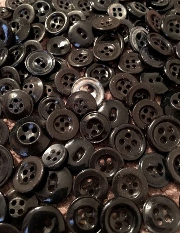 ⭐️   ANTIQUE~VINTAGE CHINA BUTTONS~LOT OF 100+ ASSORTED "BLACKS"     ⭐️ Cover