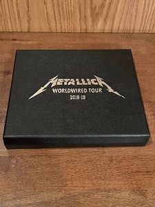 Metallica Worldwired Tour 2018-19 Memorabilia Box Set VIP Exclusivo - Imagen 1 de 9
