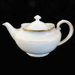 HERITAGE by Aynsley Teapot 6.25"  5 Cups NEW NEVER USED Made in England   - Picture 1 of 2