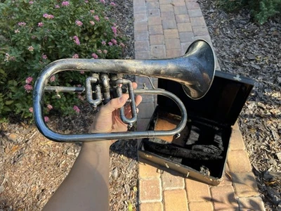 Getzen Eterna - 镀银 Flugelhorn - 原装盒 — 第 1/4 张图片